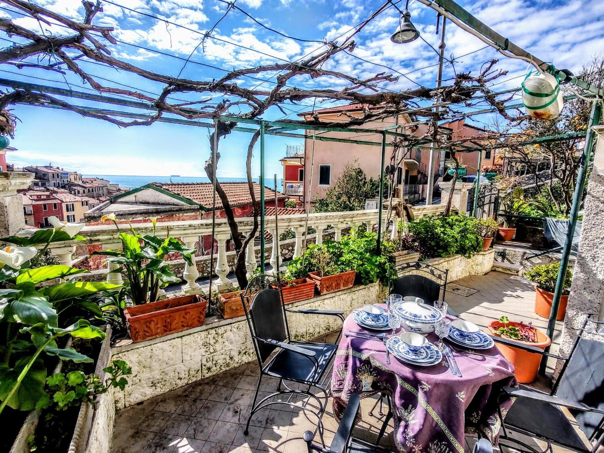 -La Terrazza Nel Vigneto- Golfo Dei Poeti Apartment Tellaro Ngoại thất bức ảnh